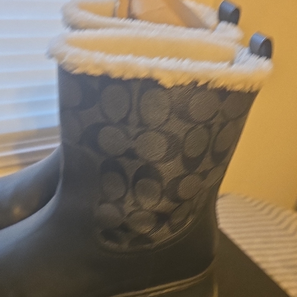 Coach Black and Gray Shearling-Lined Boots With Box SIZE 10 - Picture 6 of 12